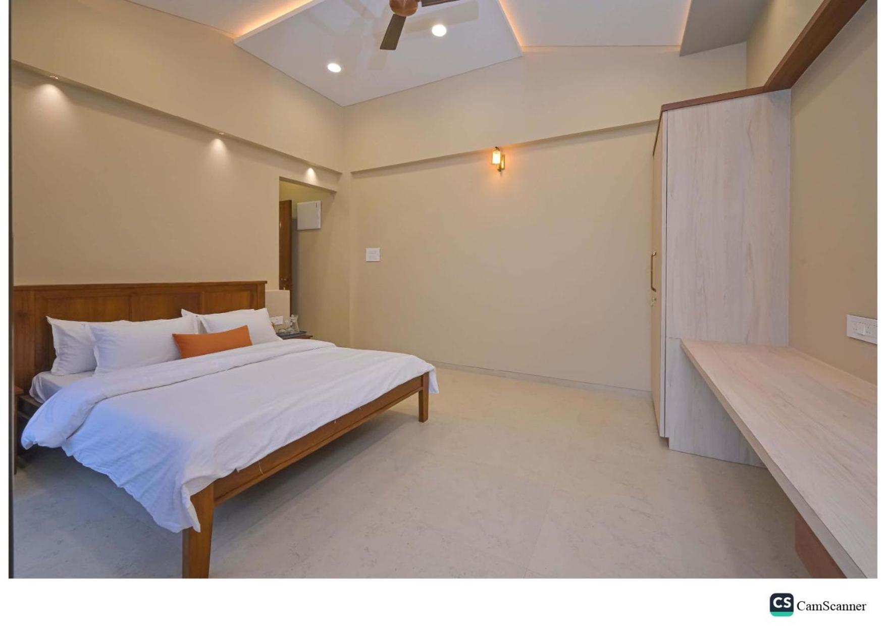 Villa Radha Krishna 5Bhk à Lonavala Extérieur photo