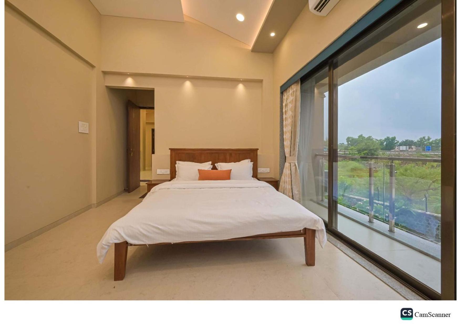 Villa Radha Krishna 5Bhk à Lonavala Extérieur photo