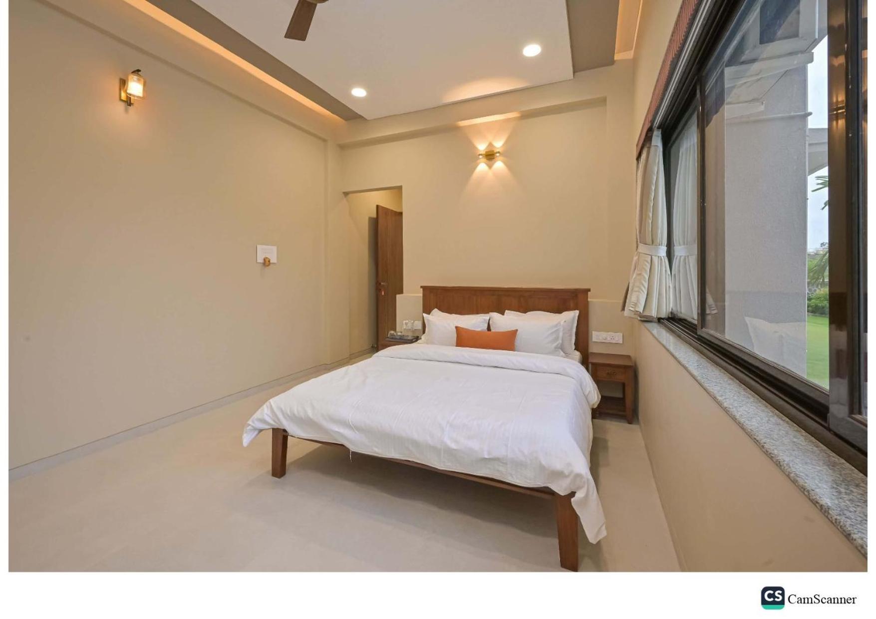 Villa Radha Krishna 5Bhk à Lonavala Extérieur photo